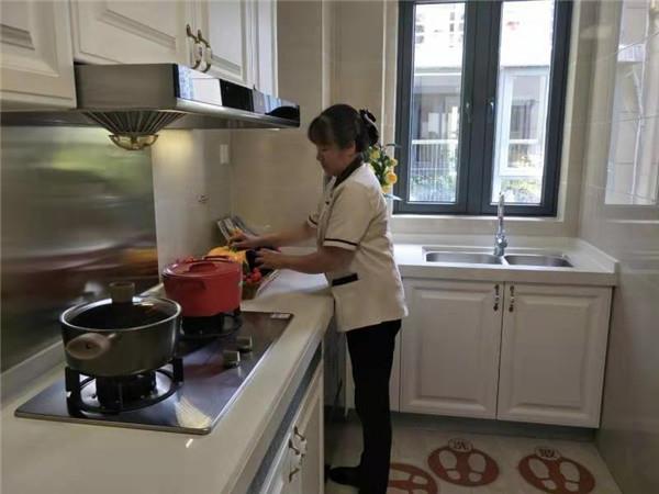 日常保洁、深度保洁和开荒保洁差多少？